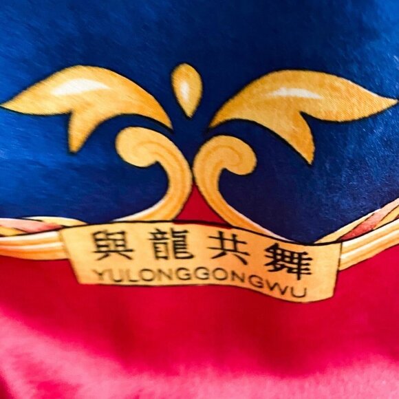 Massive All Silk Bird Floral Motif Hand Rolled Edge Scarf - Picture 4 of 5